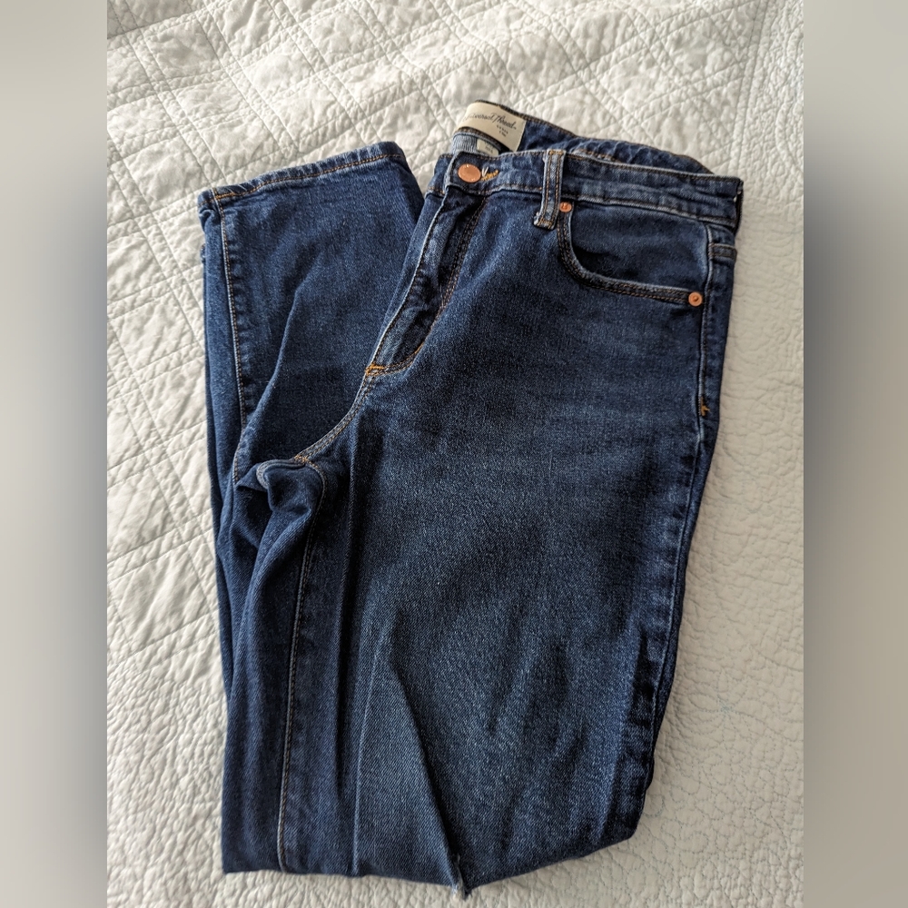 Universal Thread jeans